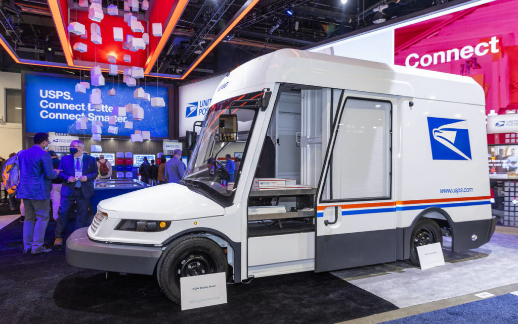 USPS plan to electrify its fleet with initial 5000 EVs Licarco